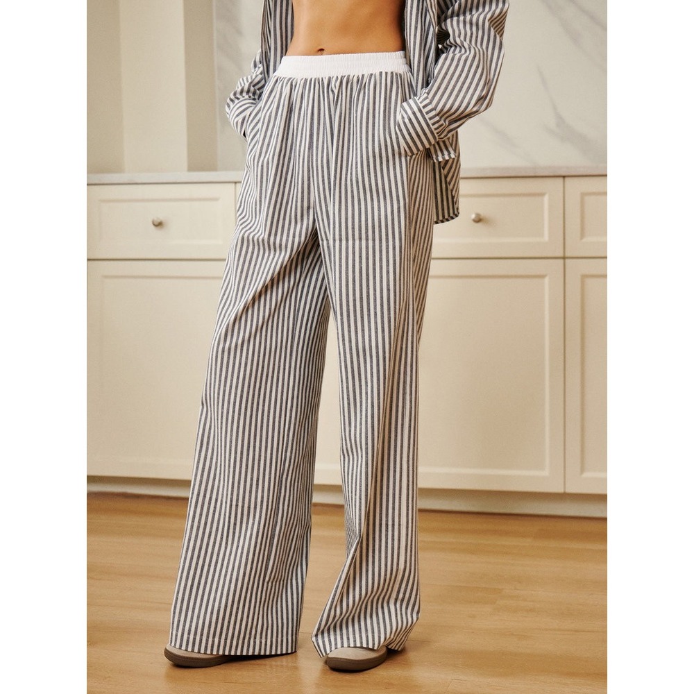 Commense Navy and White Striped Wide Leg Pants - Picture 3 of 6